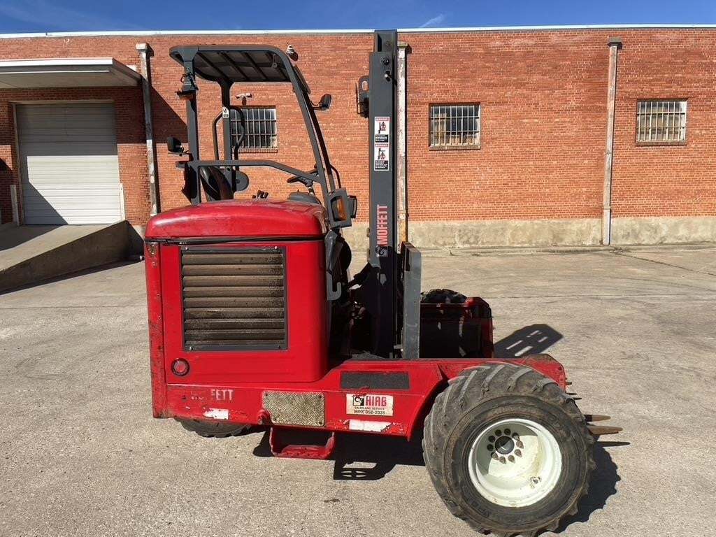 2016 MOFFETT M8 55.3 in Dallas, TX