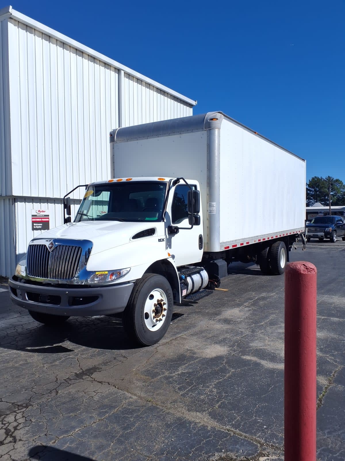 2020 INTERNATIONAL MV607 (4X2) in Atlanta, GA