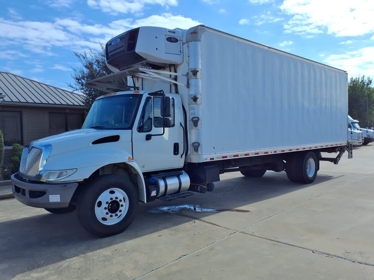 2019 INTERNATIONAL 4300 in Houston, TX