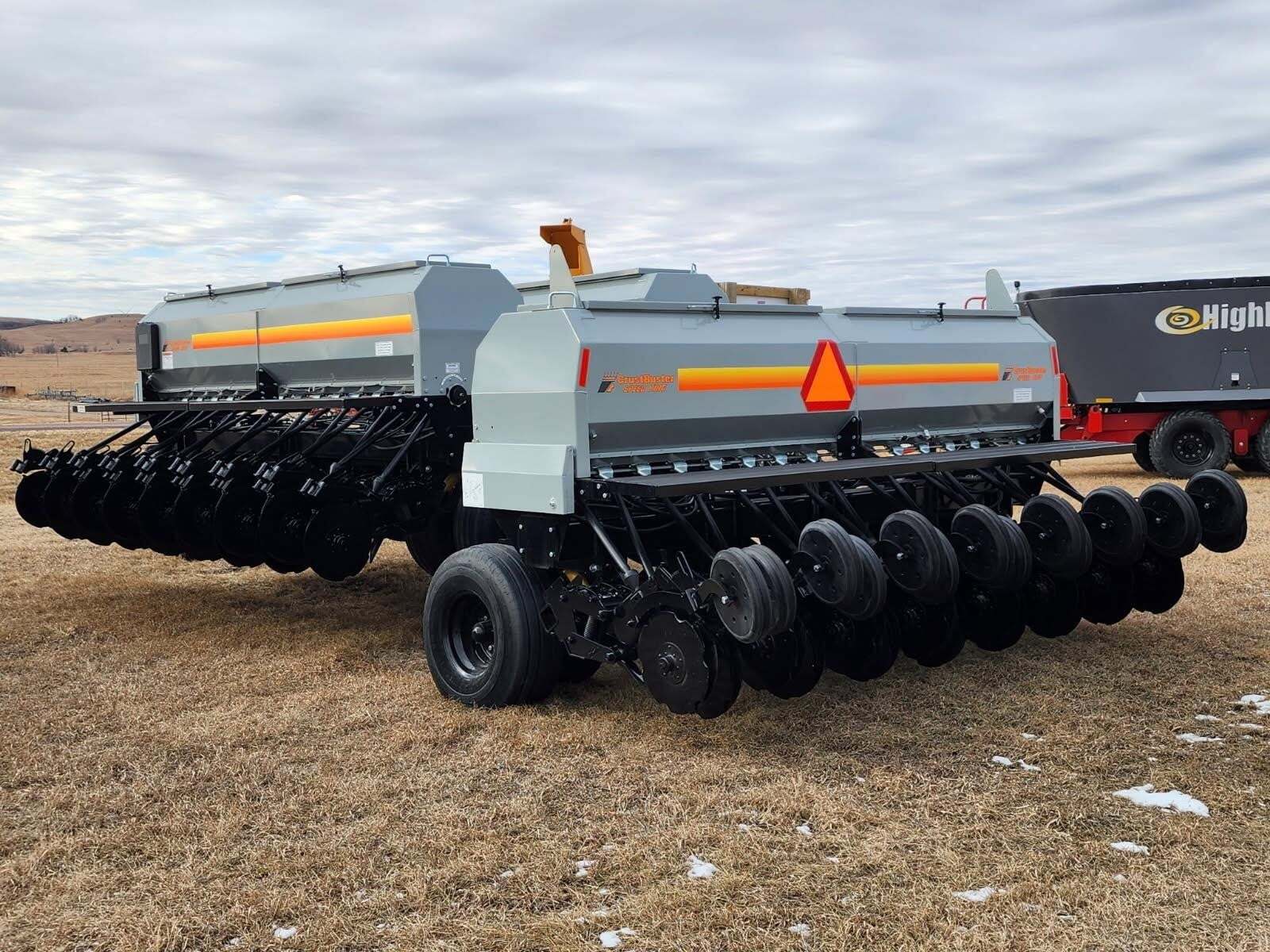 CRUST BUSTER 4740 in Wessington Springs, SD