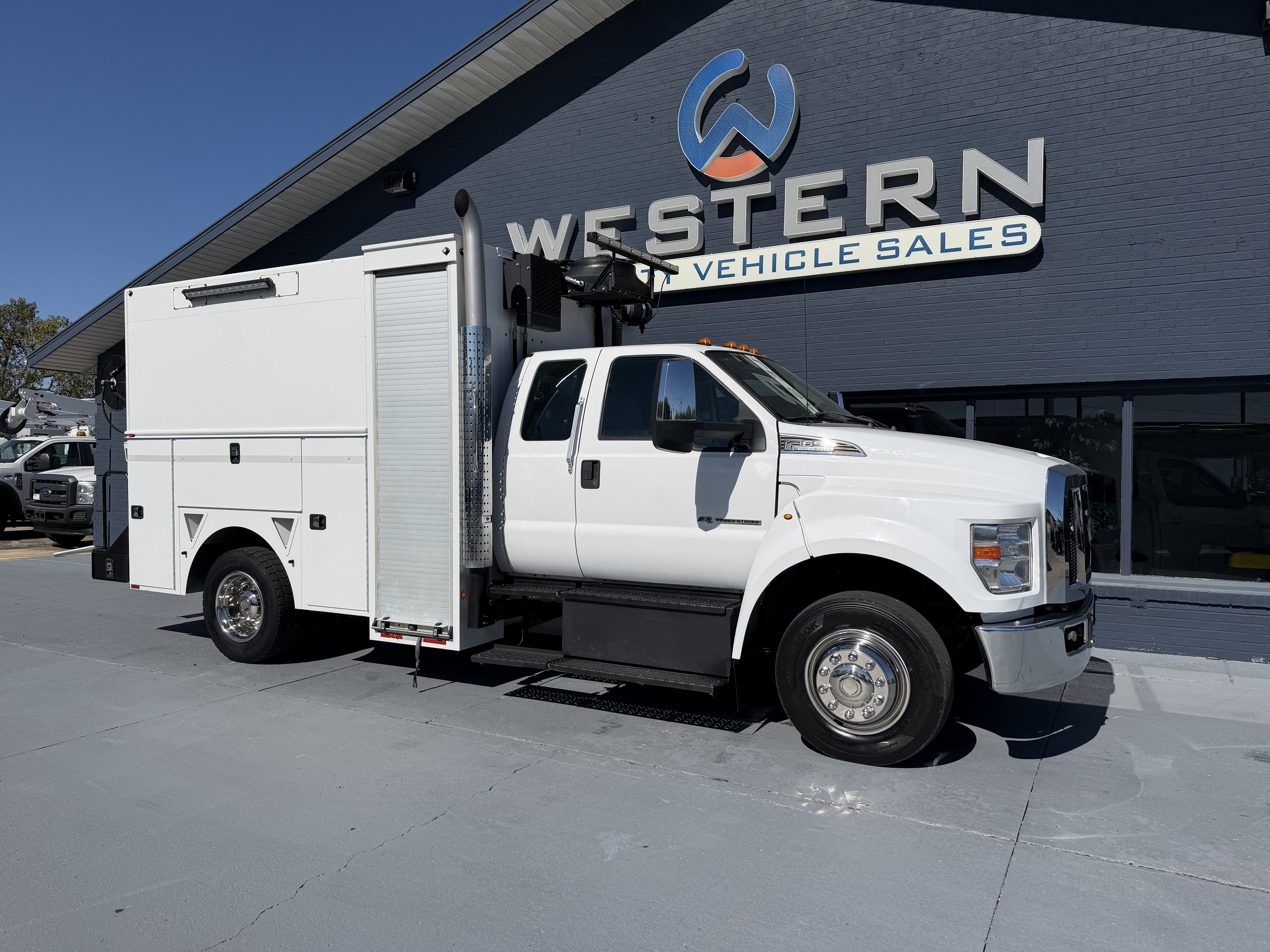 2019 FORD F650 in Braidwood, IL