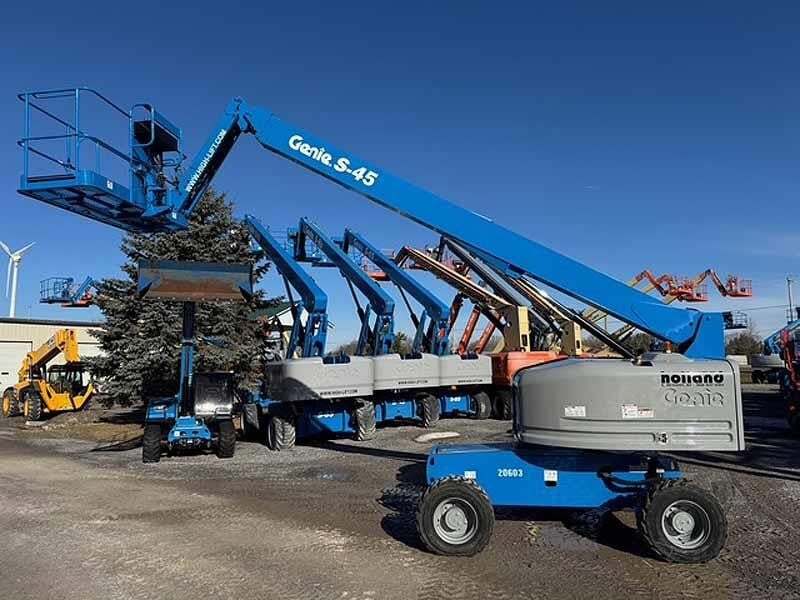 2015 GENIE S45 in East Bethany, NY