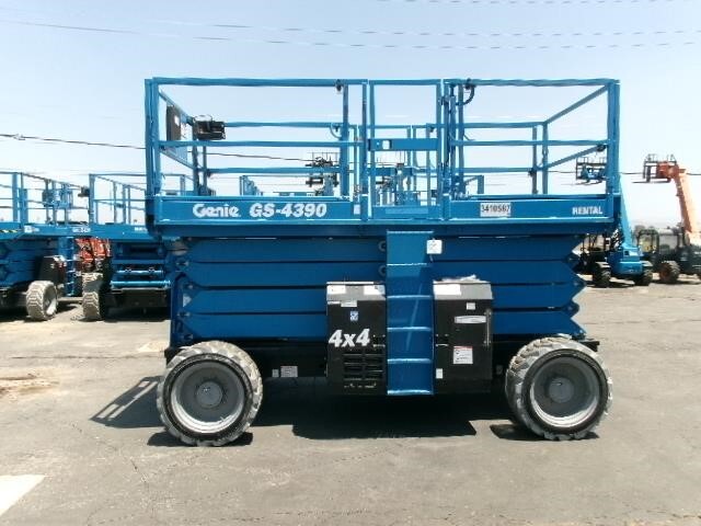 2022 GENIE GS4390RT in San Diego, CA