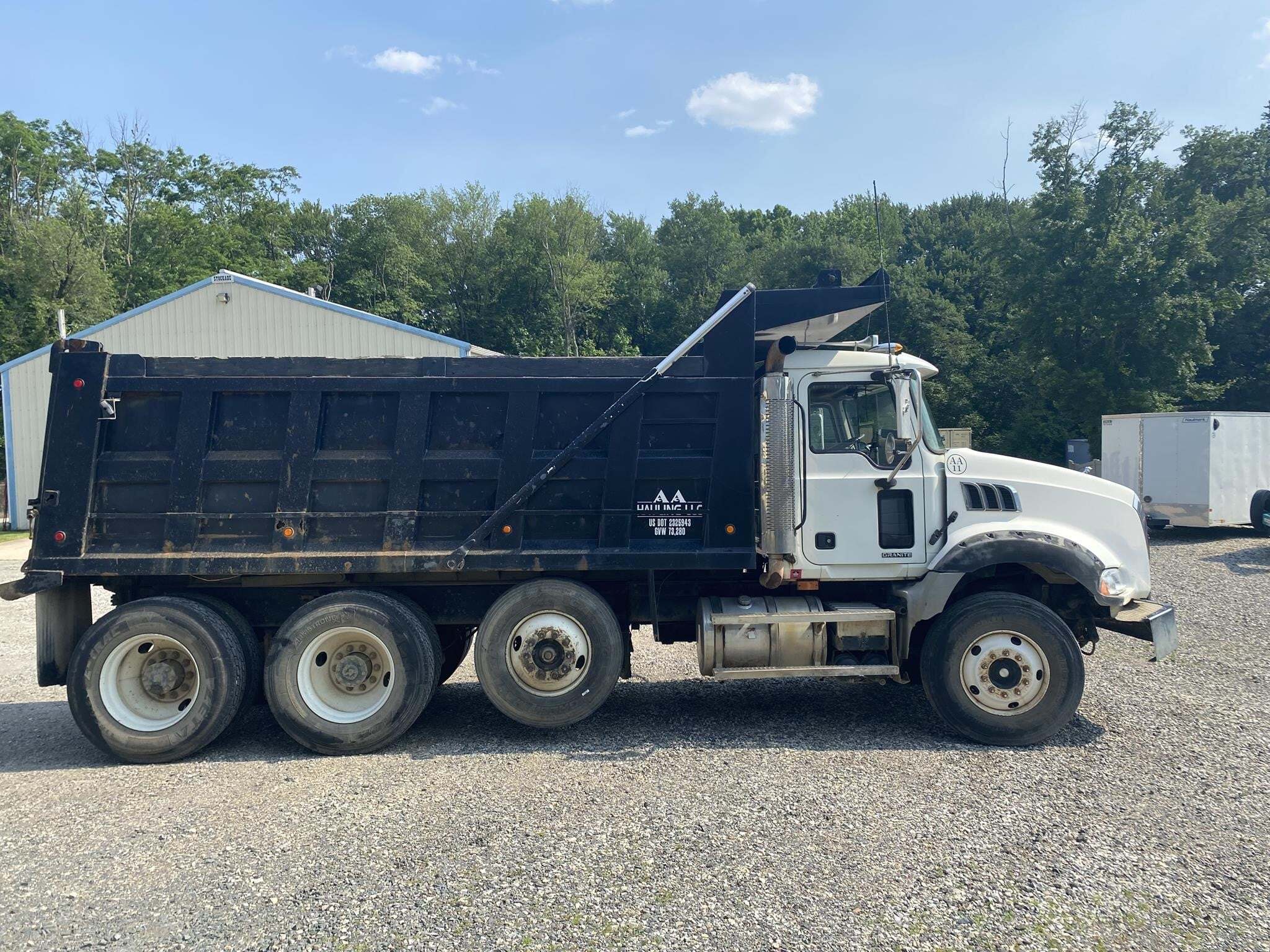 2006 MACK GRANITE CT713 in Warrington, PA