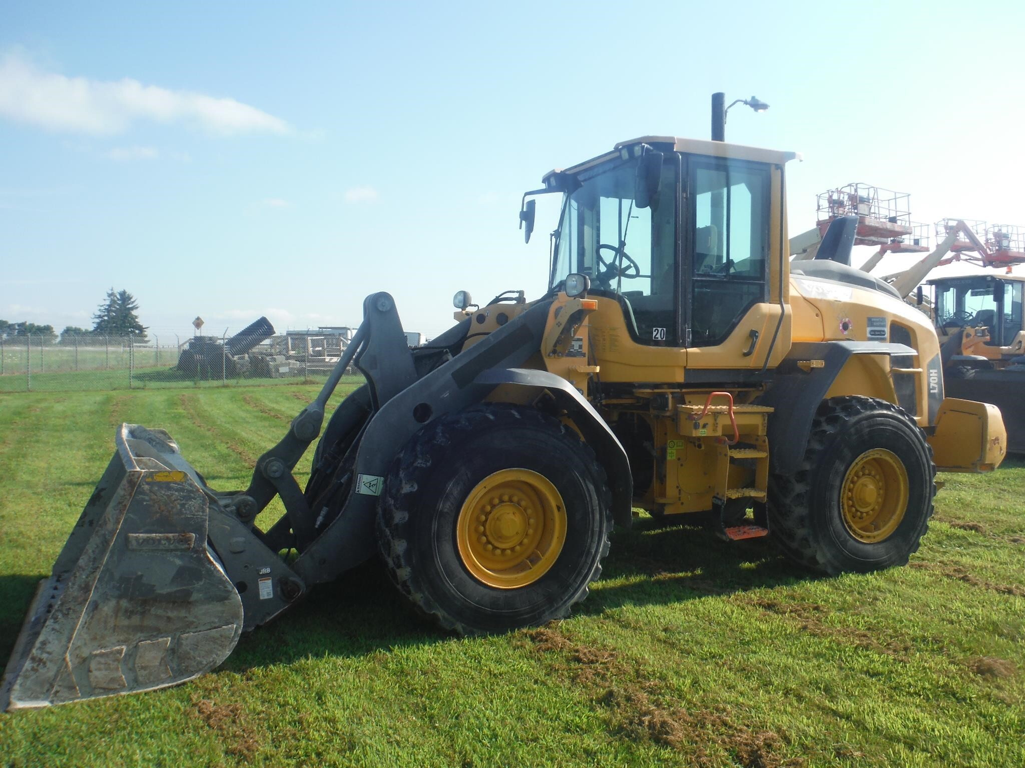 2018 VOLVO L70H in Milton, PA