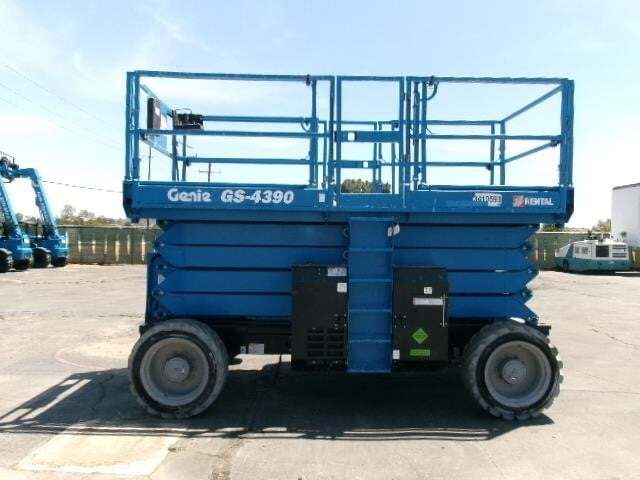2022 GENIE GS4390RT in Perris, CA