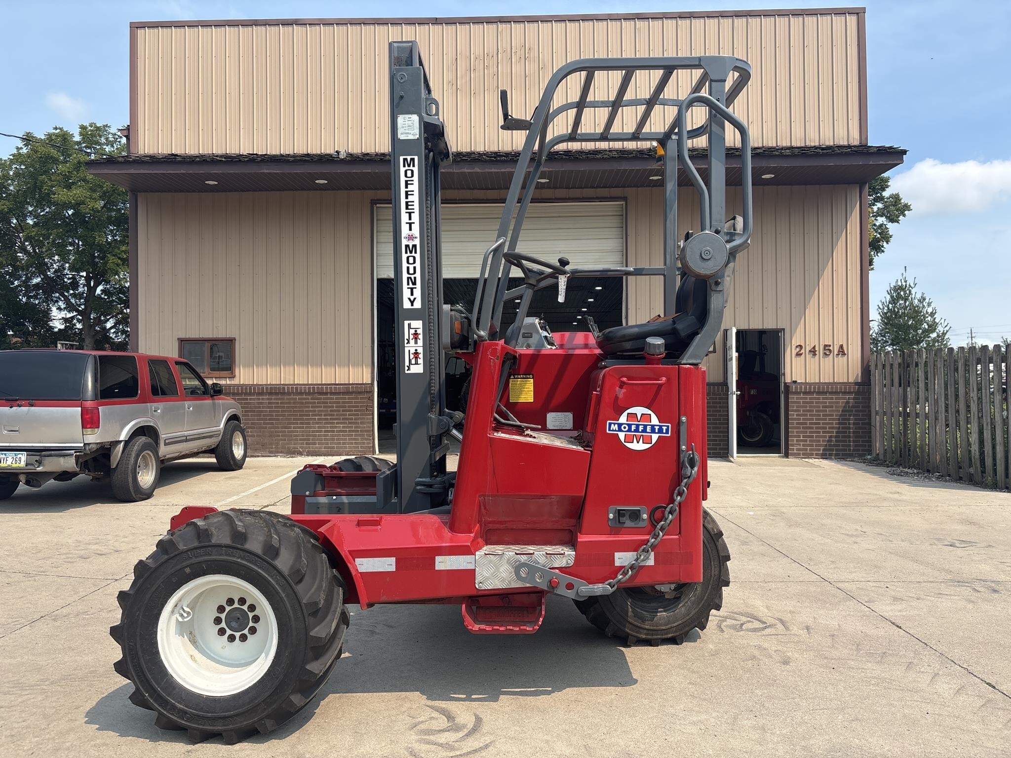 2014 MOFFETT M8 55.3 in Des Moines, IA