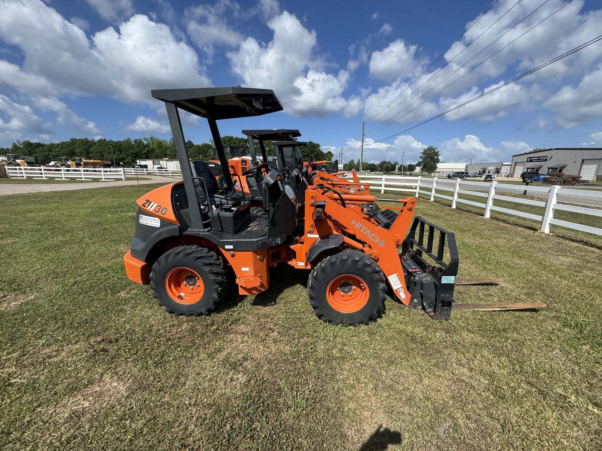 2021 HITACHI ZW30-5B in Montrose, AL