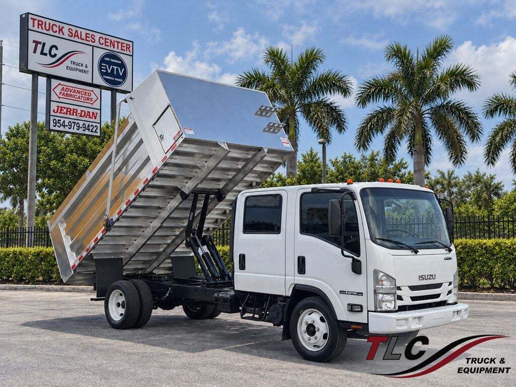 2018 ISUZU NPR HD in Pompano Beach, FL
