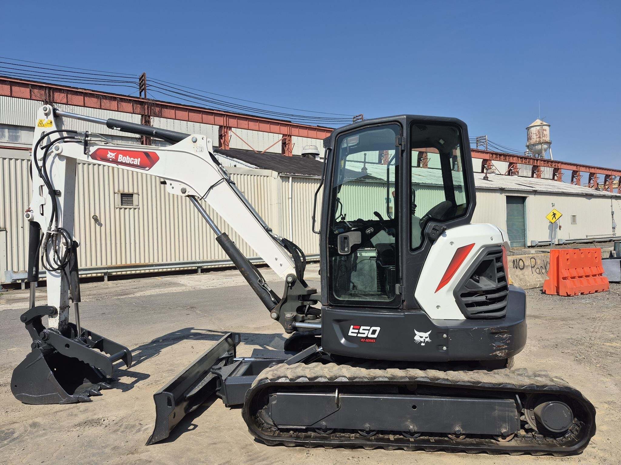 2022 BOBCAT E50R2 in Essington, PA