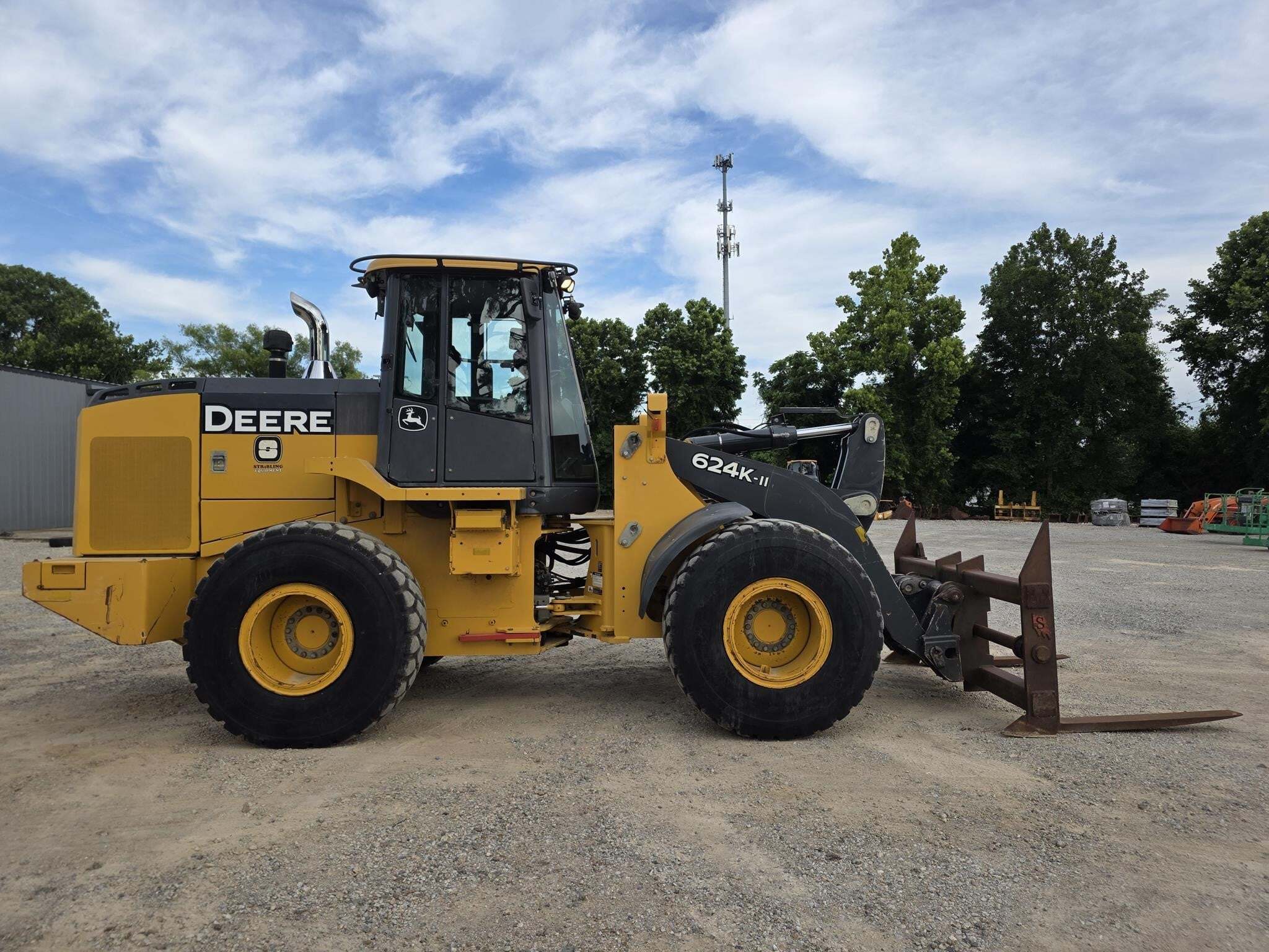 2017 DEERE 624KII in Jackson, TN