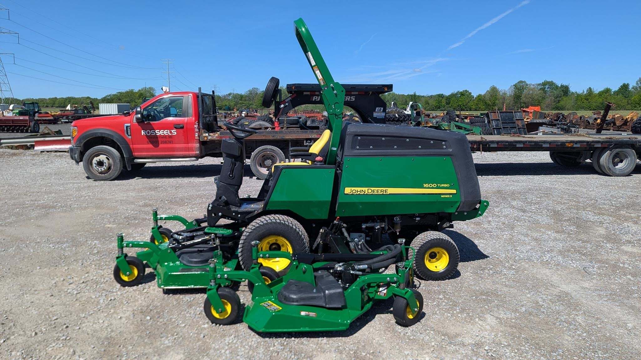 2013 JOHN DEERE 1600 TURBO II in Lenox, MI