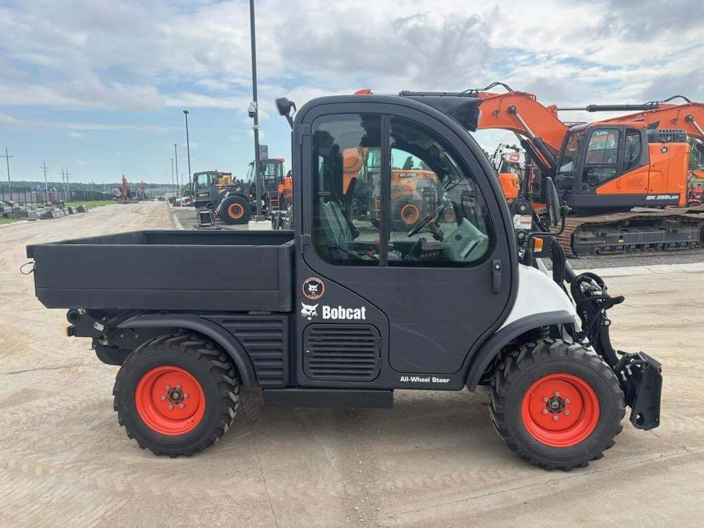 2022 BOBCAT TOOLCAT 5600 in Omaha, NE