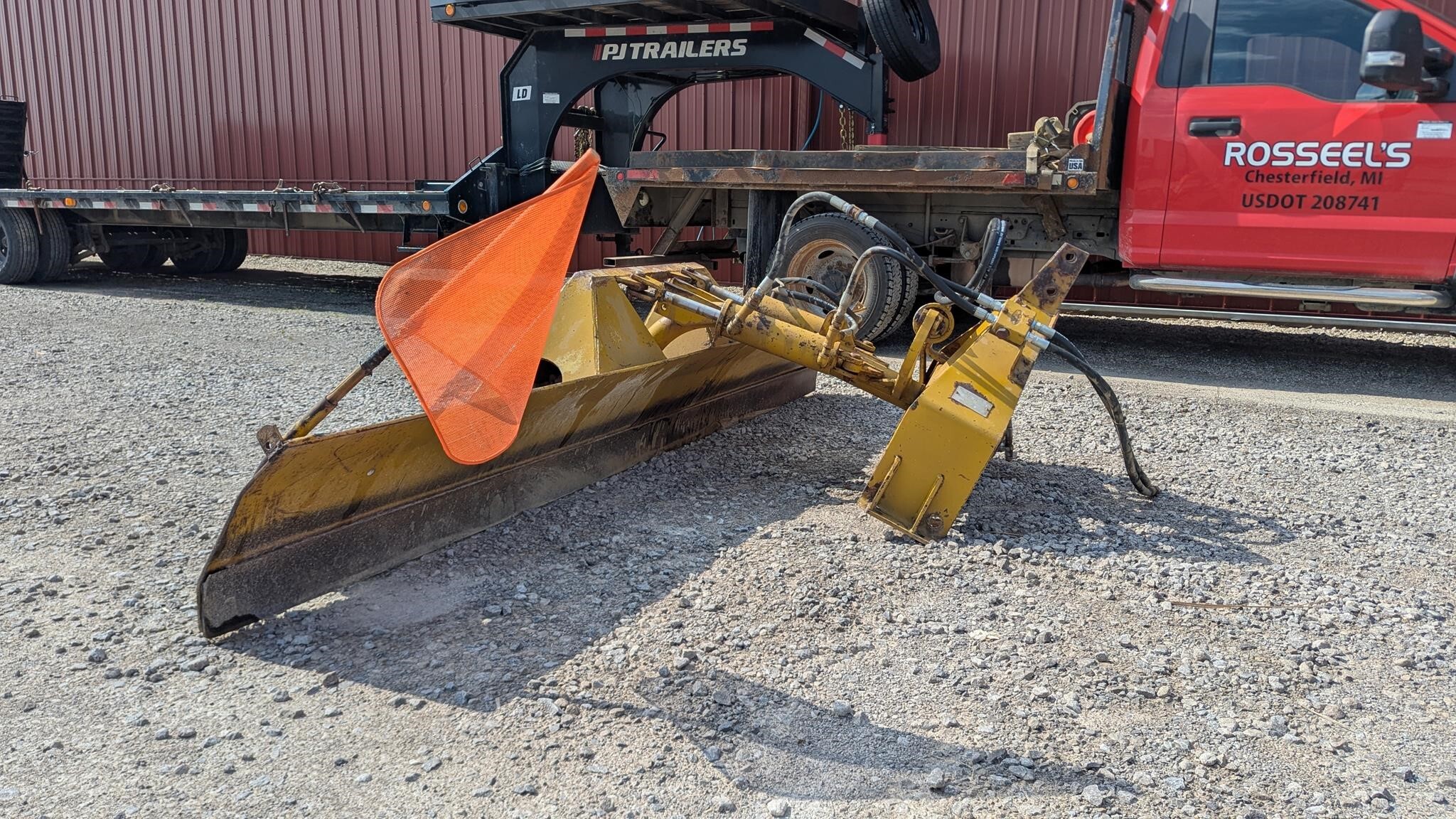 EVERSMAN 100 in Lenox, MI