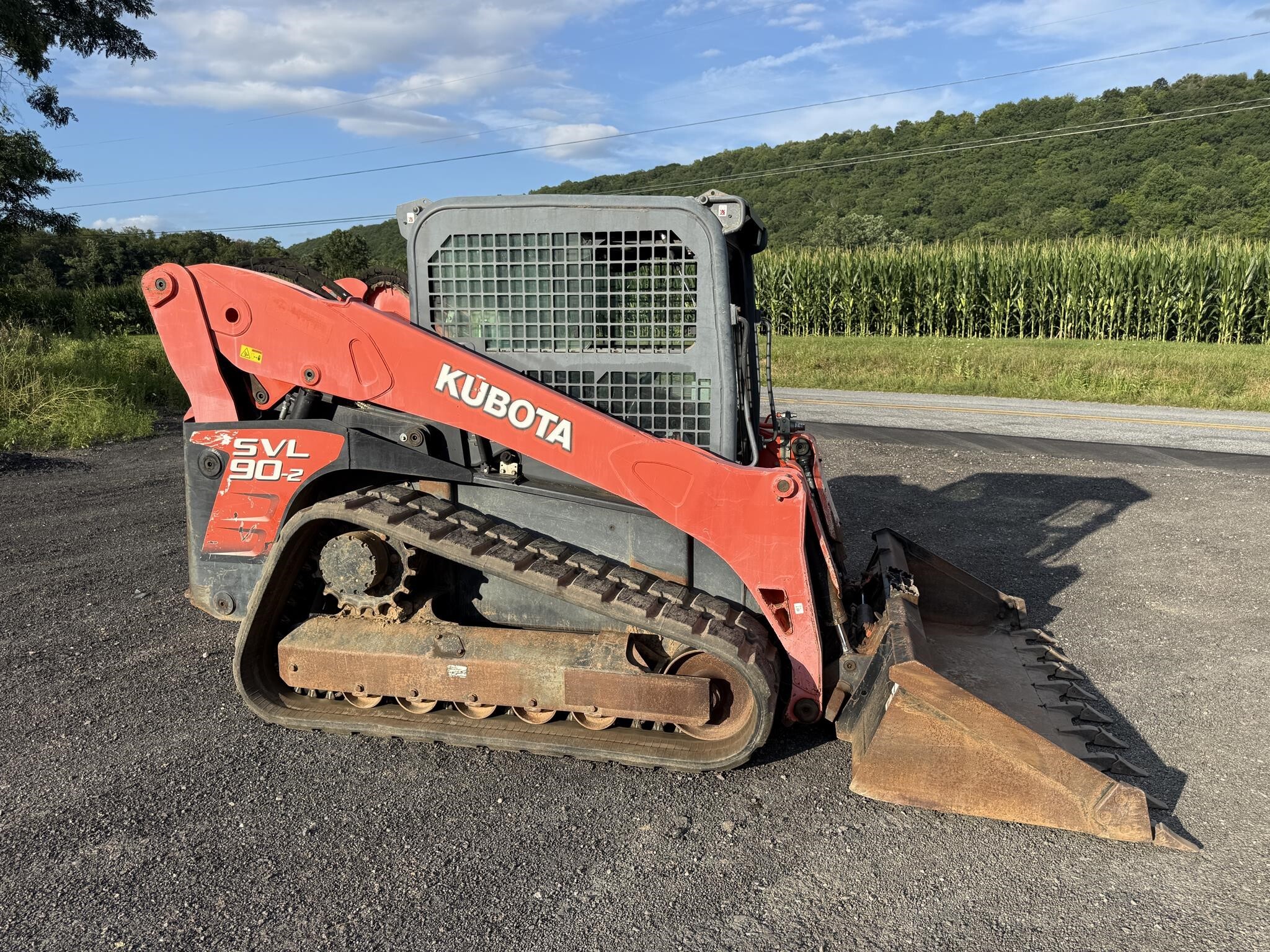 2014 KUBOTA SVL90-2 in Everett, PA