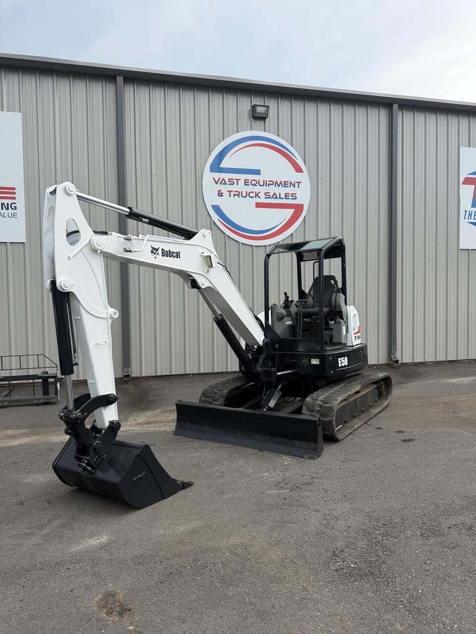 2019 BOBCAT E50 in Mount Airy, NC