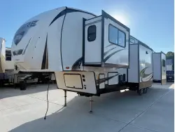 2021 FOREST RIVER SABRE 37FLH
