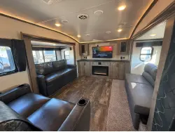 2021 FOREST RIVER SABRE 37FLH