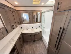 2021 FOREST RIVER SABRE 37FLH