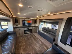 2021 FOREST RIVER SABRE 37FLH