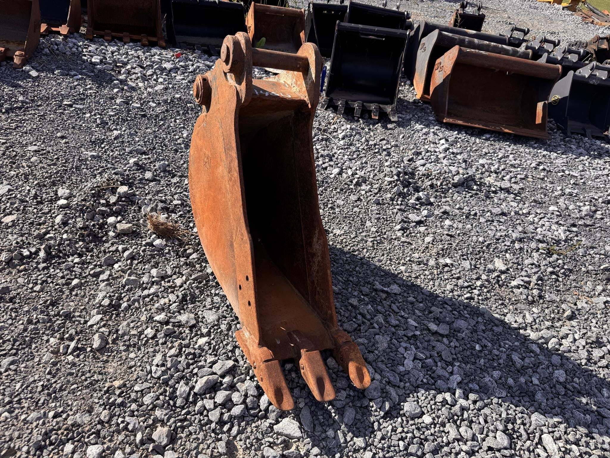 CATERPILLAR Attachment in Womelsdorf, PA