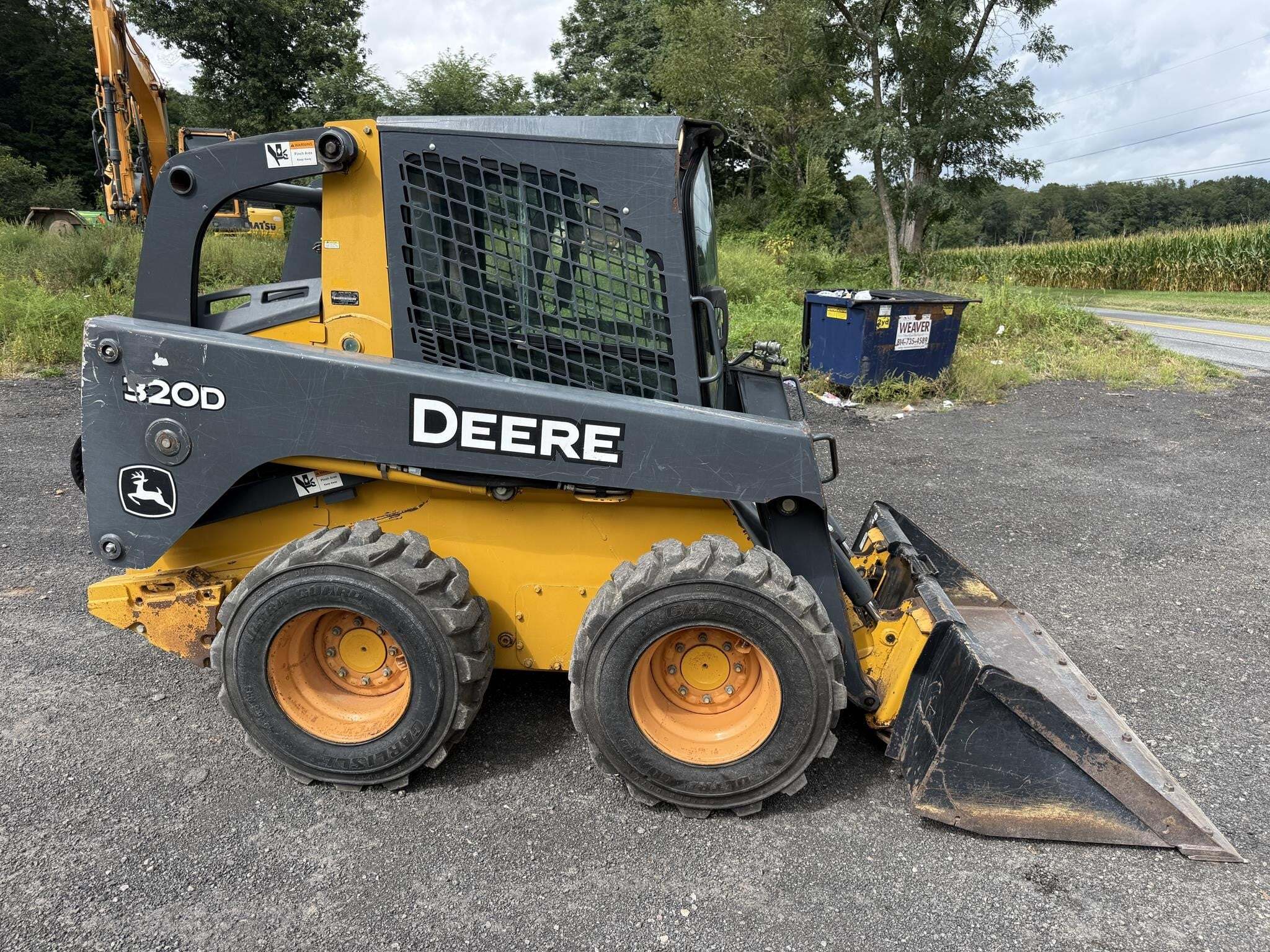 2011 DEERE 320D in Everett, PA