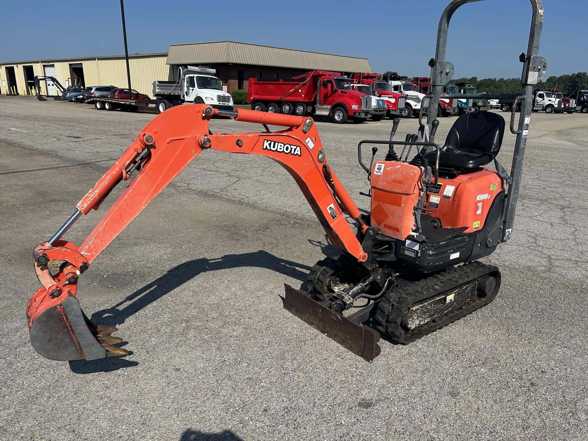 2019 KUBOTA K008-3 in Chatham, VA