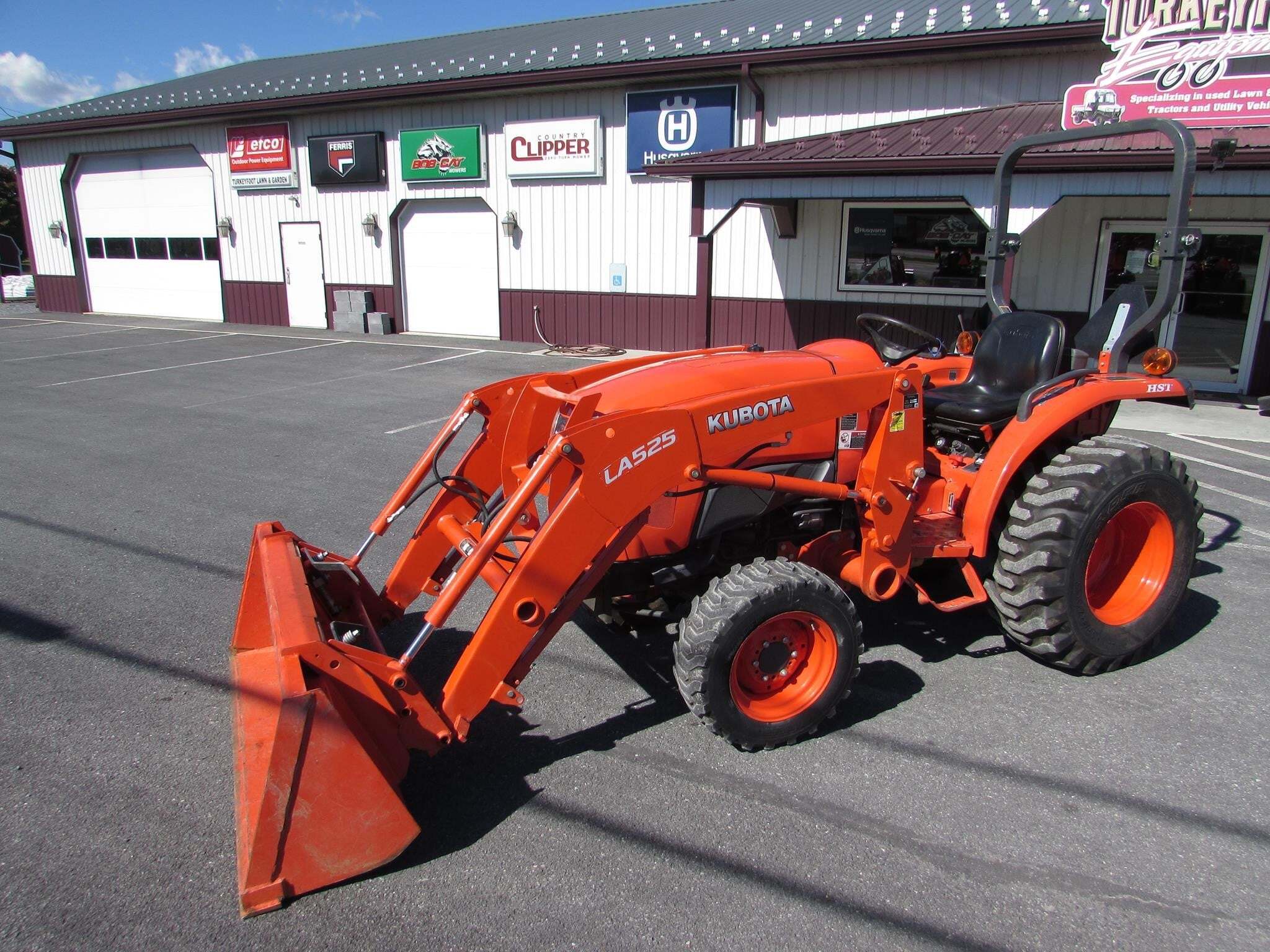 2019 KUBOTA L3901HST in Chambersburg, PA