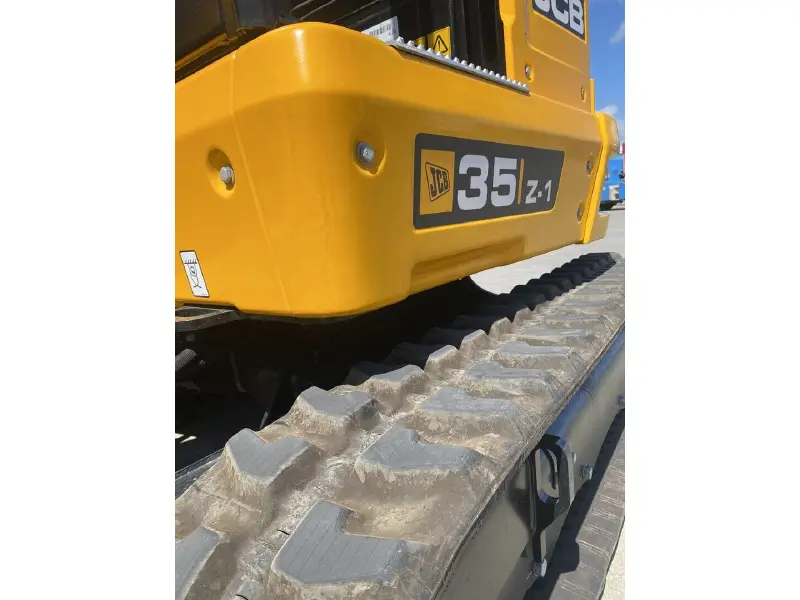 2022 JCB 35Z-1