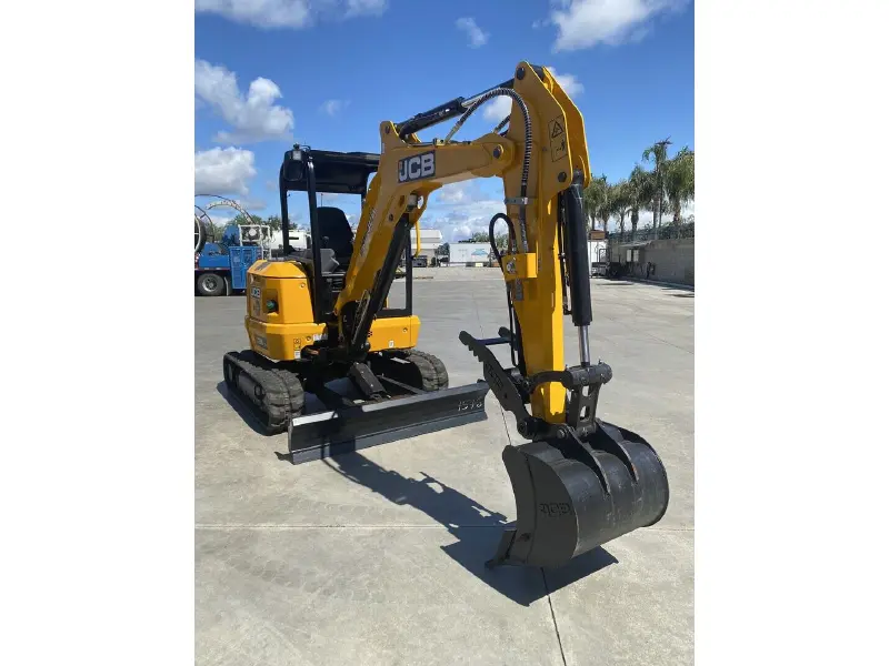 2022 JCB 35Z-1