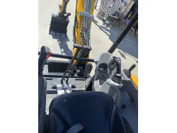 2022 JCB 35Z-1