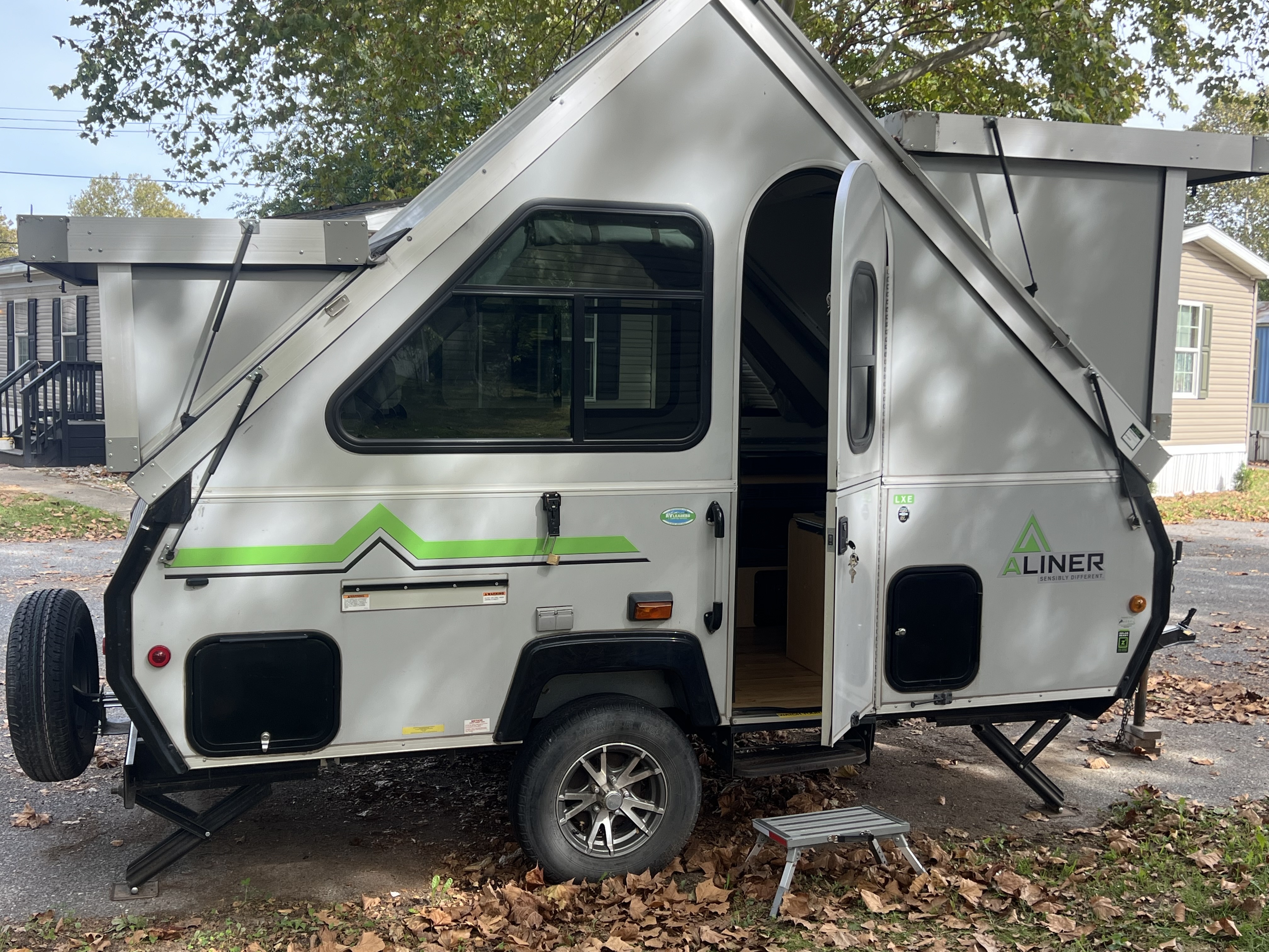 2021 Aliner LXE STD. MODEL RV