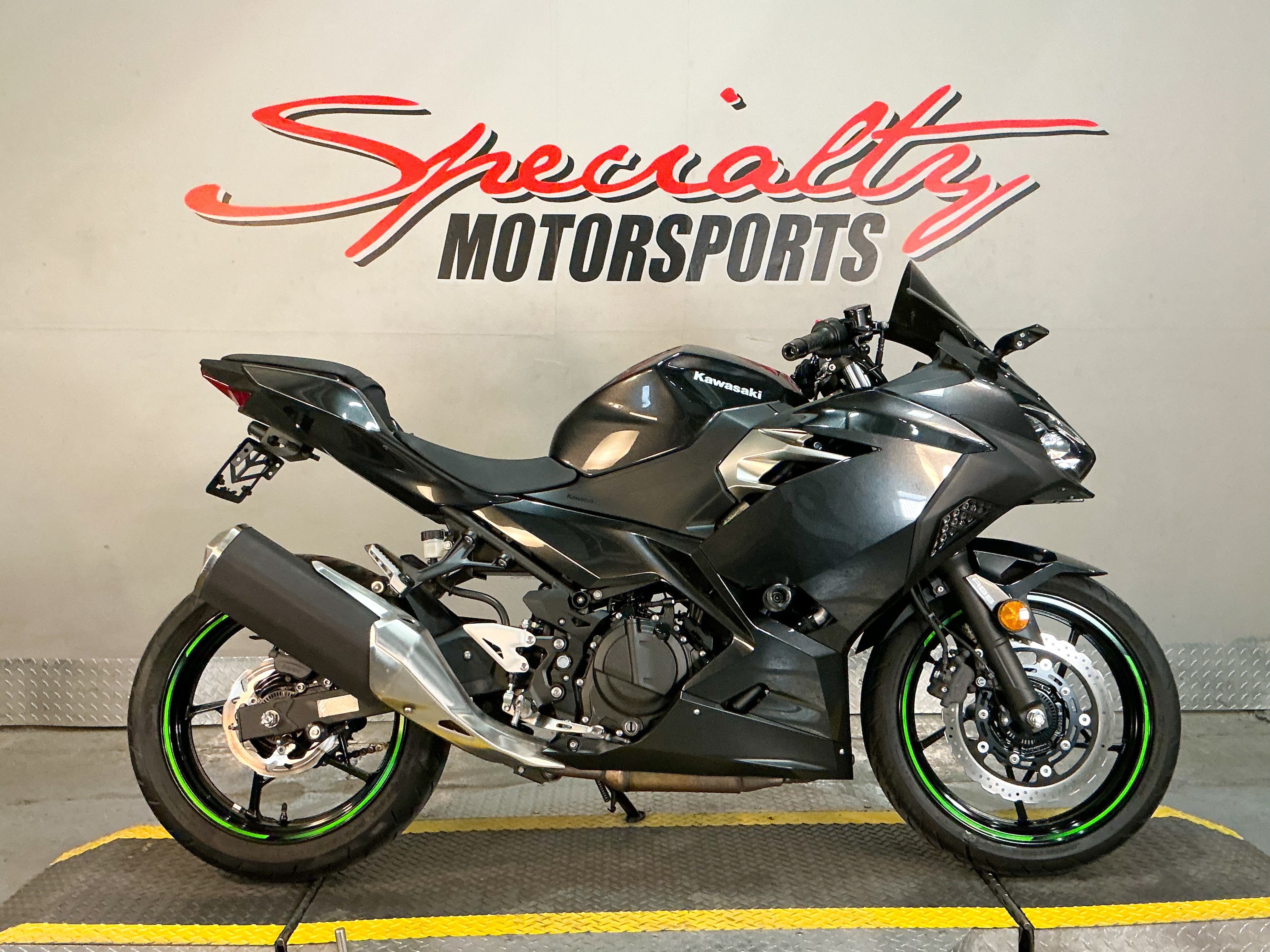 2022 Kawasaki Ninja 400 ABS 400 ABS in Sacramento, CA