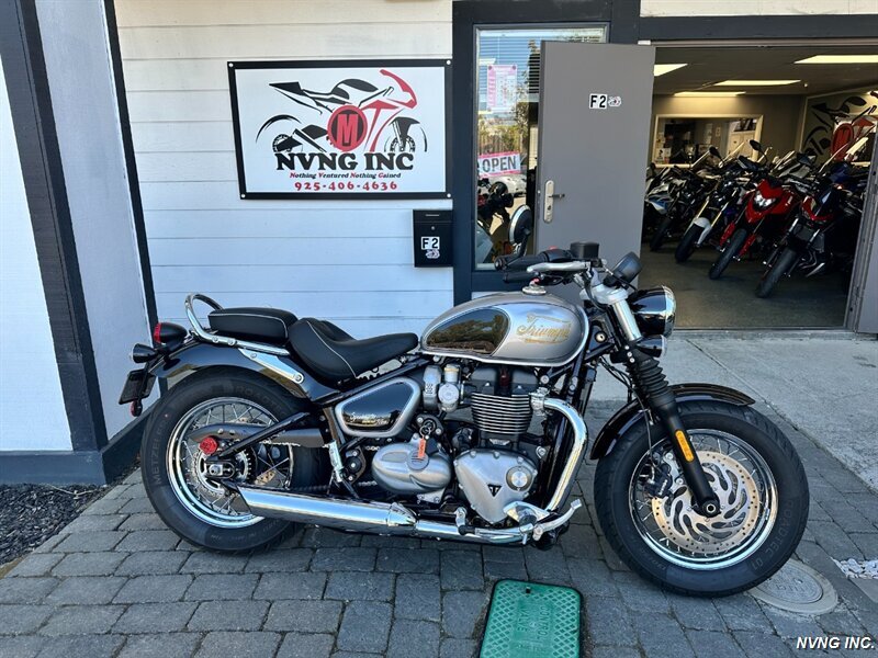 2025 Triumph Bonneville Speedmaster 2 TONE ICON BASE in San Ramon, CA