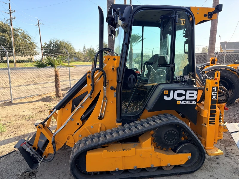 2024 JCB 1CXT
