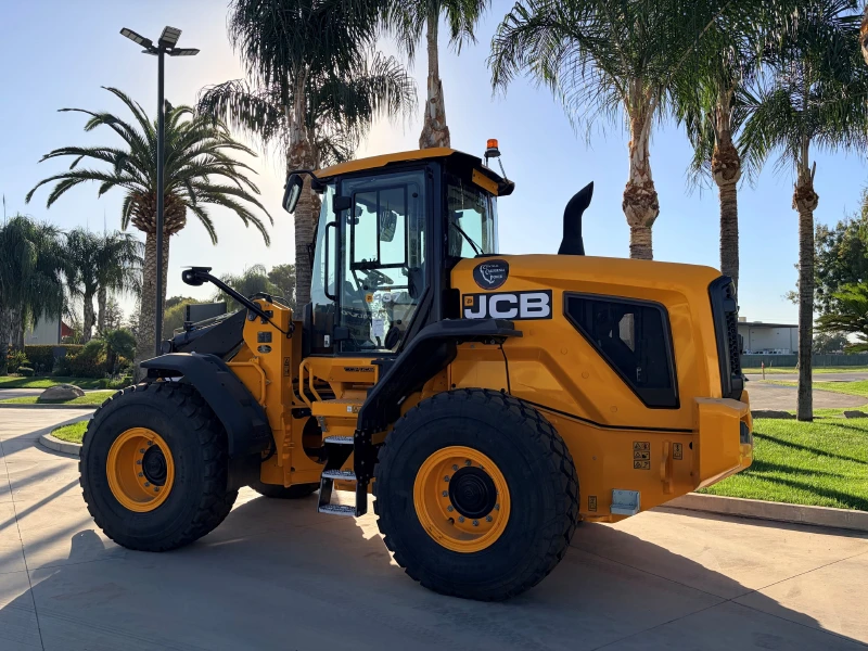 2026 JCB 437