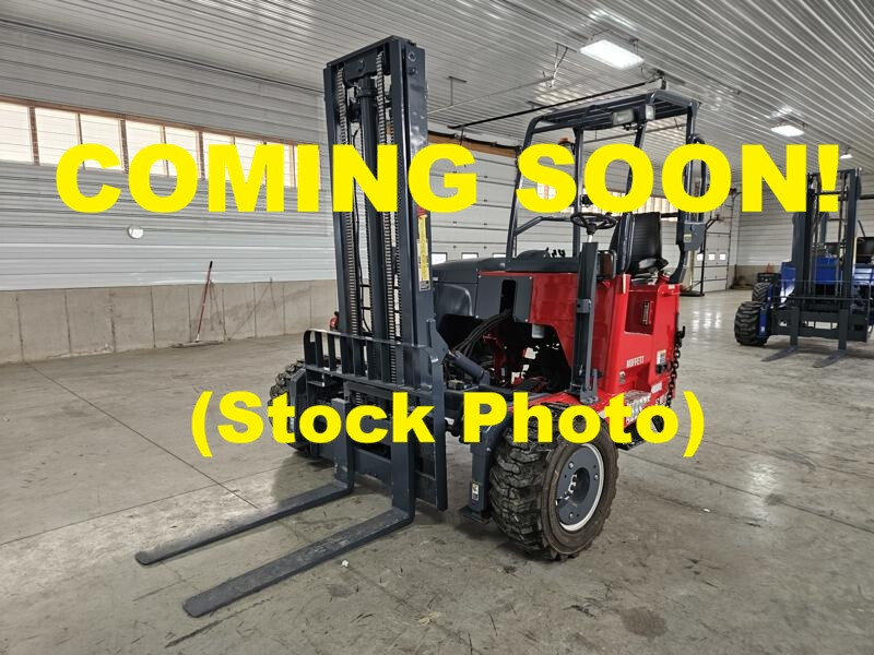 2017 Moffett M8 55.4 4 Way in Grabill, IN