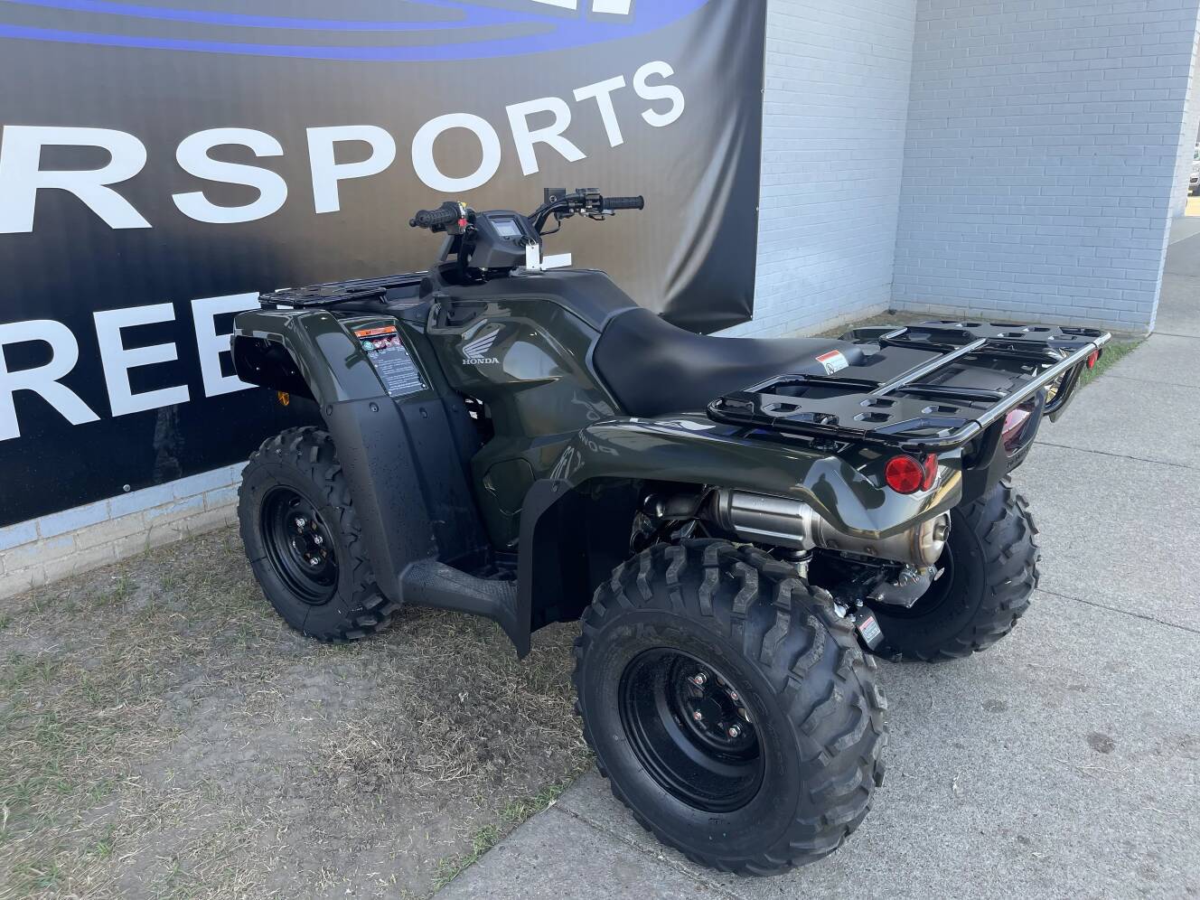 A photo of this 2027 Honda FourTrax Rancher 4x4