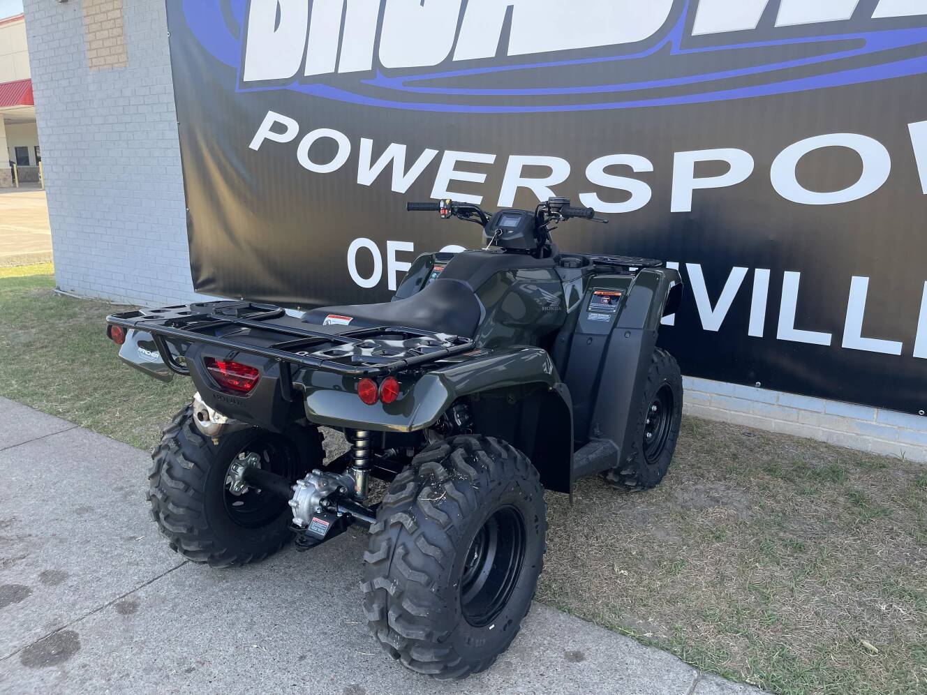 A photo of this 2027 Honda FourTrax Rancher 4x4