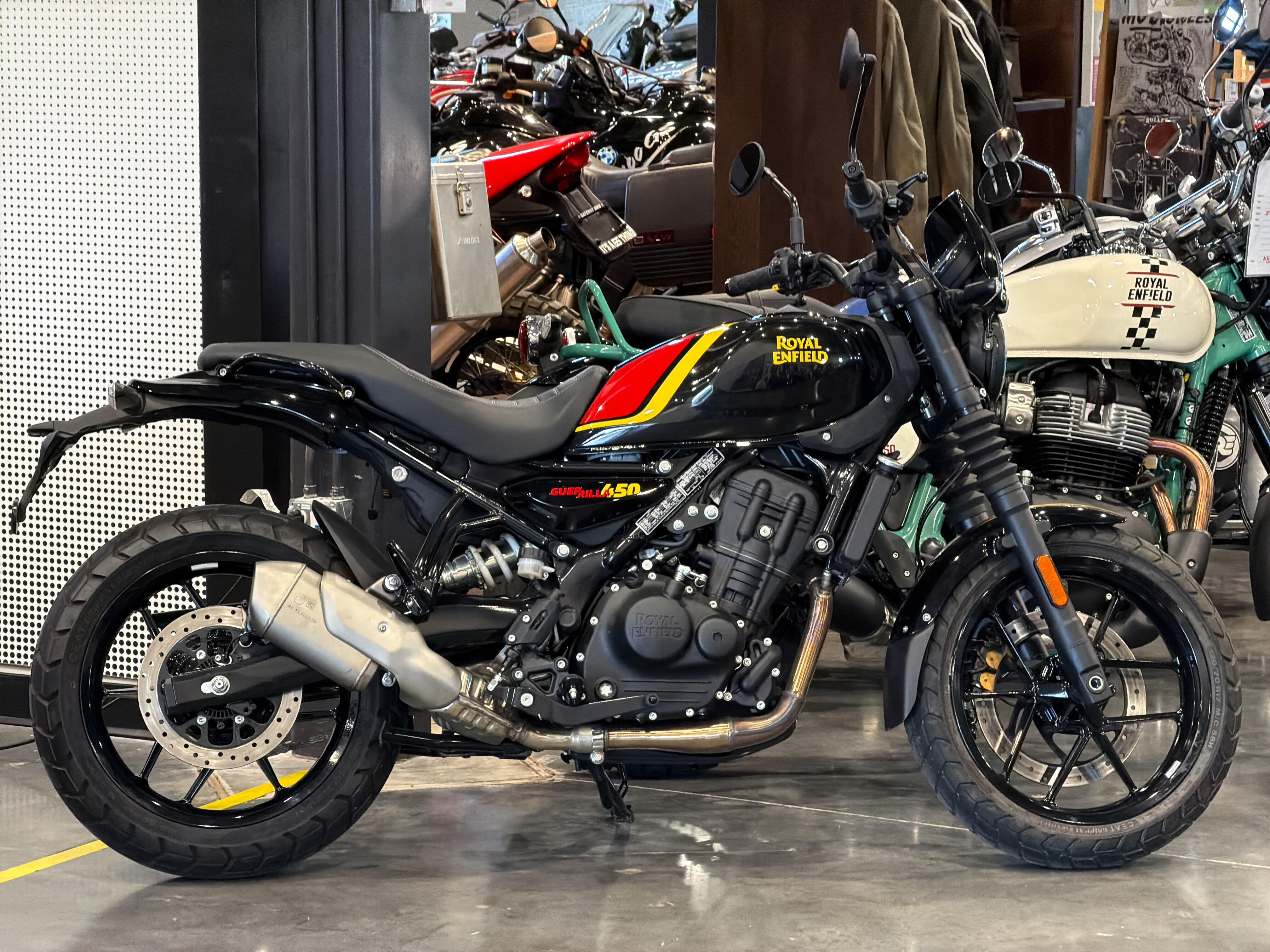 2026 Royal Enfield Guerilla 450 450 in Chesterfield, MO
