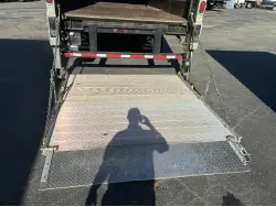 1997 STOUGHTON TRAILERS PUP VAN