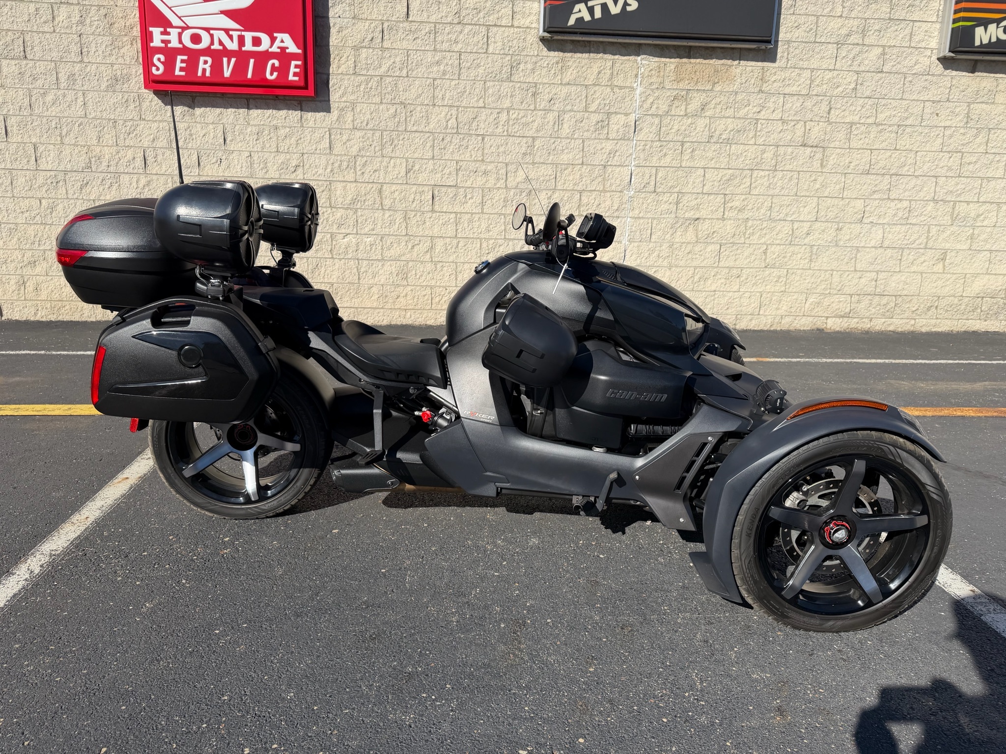 2023 Can-Am Ryker 900 ACE in massillon OH