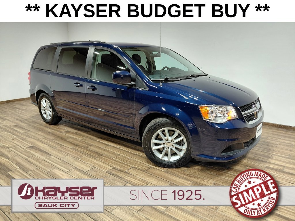 2015 DODGE GRAND CARAVAN SXT in Sauk City, WI