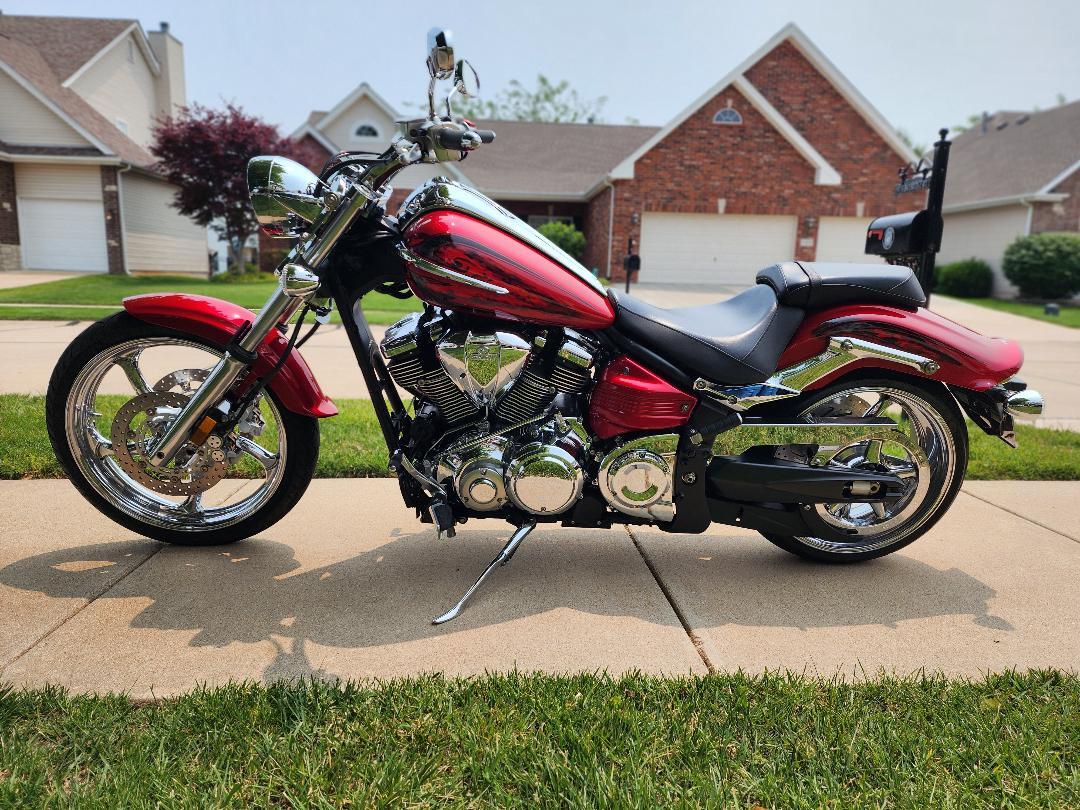 2009 Yamaha RAIDER S Cruiser motorcycle