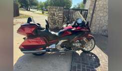 2018 Honda GOLD WING 1800 TOUR AUTOMATIC DCT Touring motorcycle