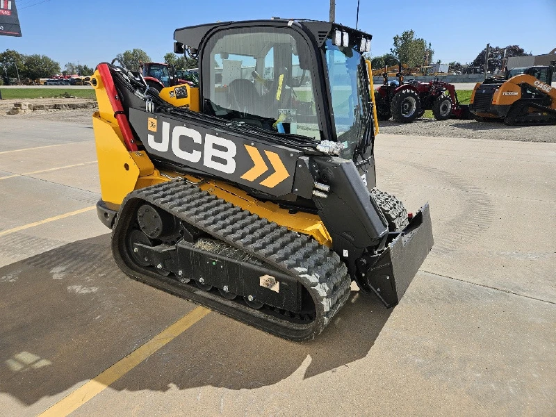 2026 JCB 3TS-8T