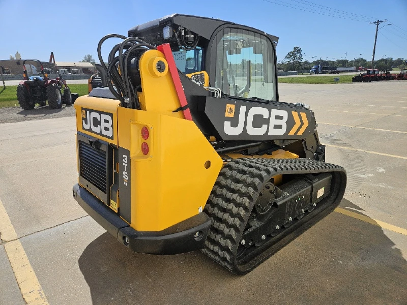 2026 JCB 3TS-8T