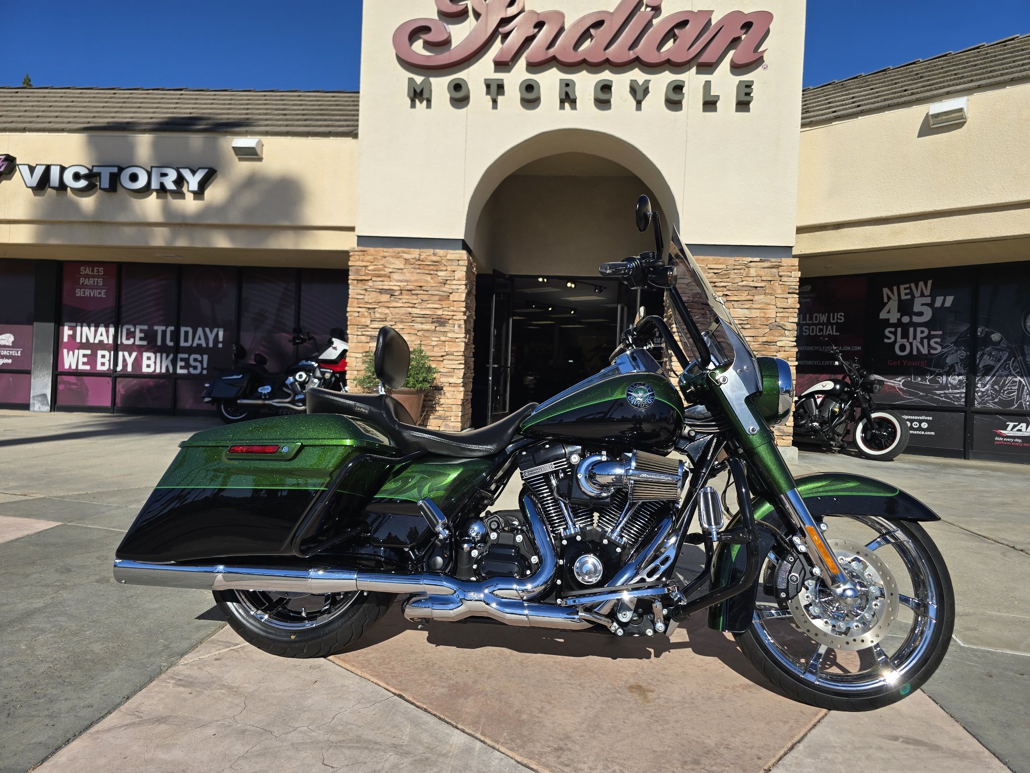 2014 Harley-Davidson CVO™ Road King® Touring motorcycle