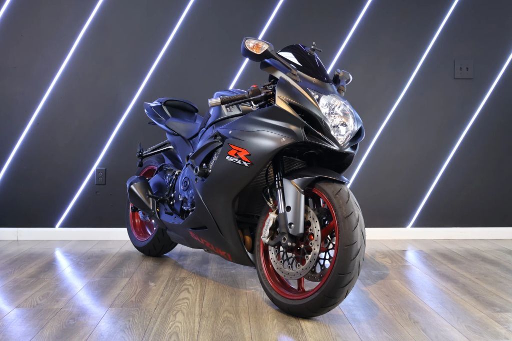 2017 Suzuki GSX-R600 600 in Hallandale, FL