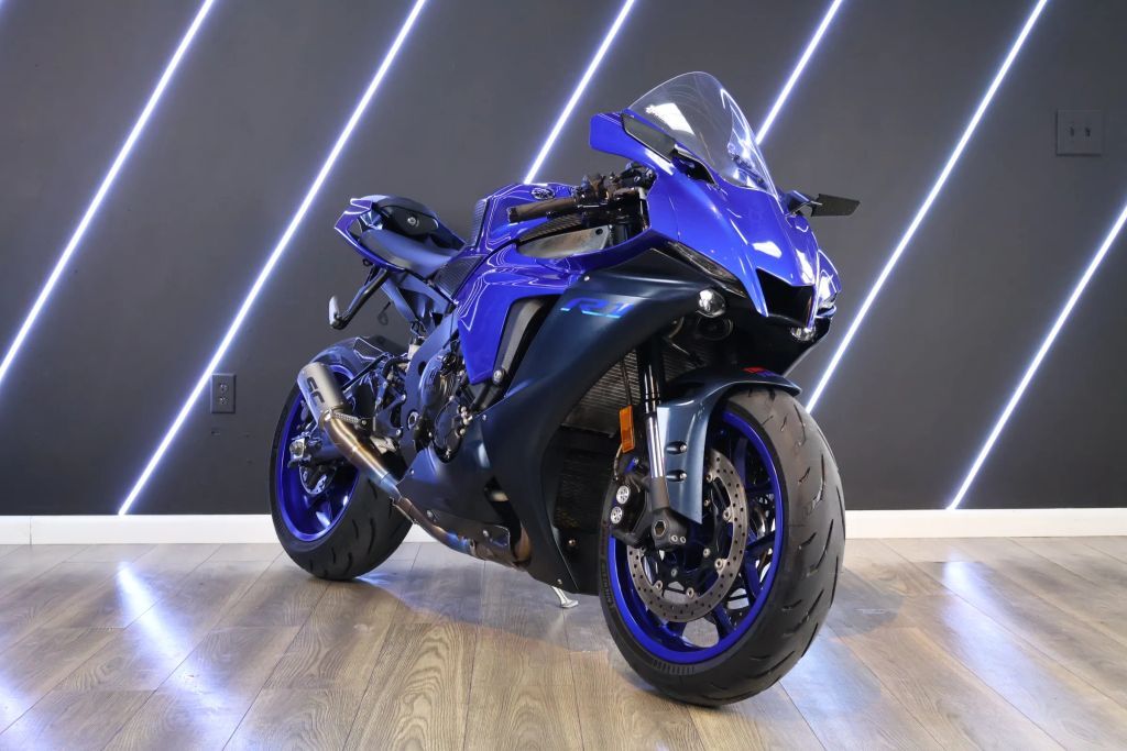 2022 Yamaha R1 R1 in Hallandale, FL
